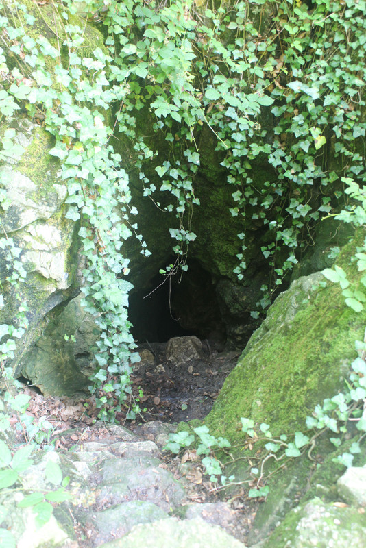 A Szinlő-barlangnál, 2018. Fotó: Papp Géza, kektura.blog.hu