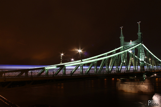 DIphoto: Fény a hídon