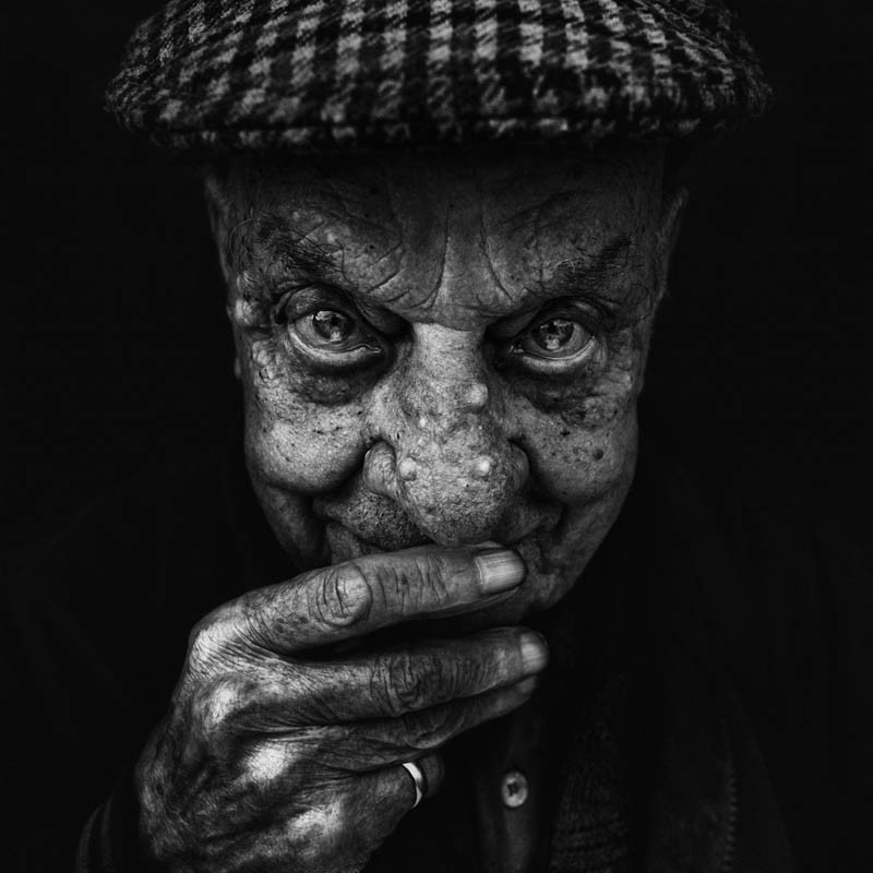 homeless-black-and-white-portraits-lee-jeffries-35