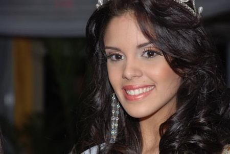 estha: Miss Puerto Rico 03