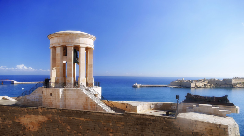 Costa - Valletta - Siege Bell War Memorial