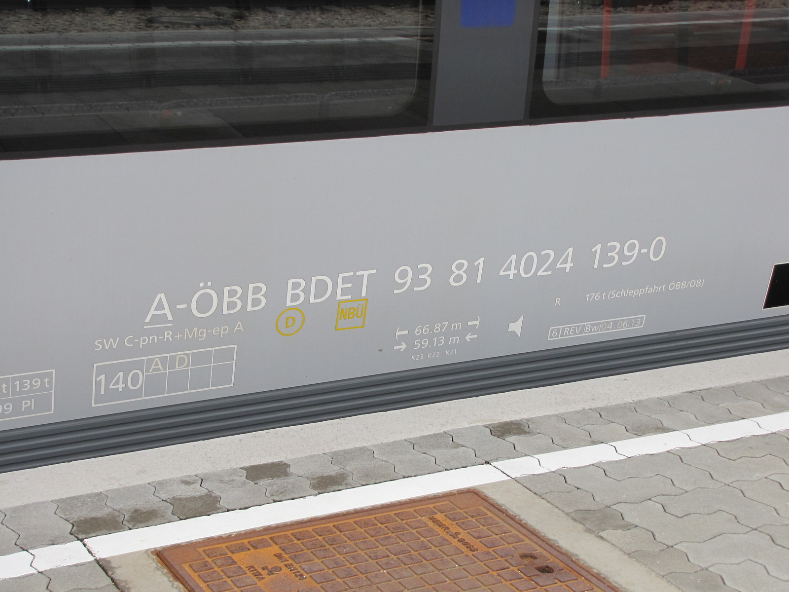 Amstetten, A-ÖBB BDET 93 81 4024 139-0, SzG3
