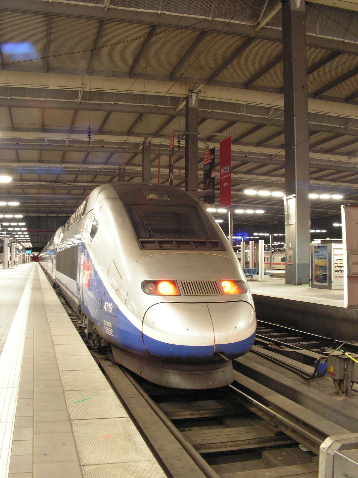 München, Hbf., F-SNCF 93 87 0310 032-2, SzG3