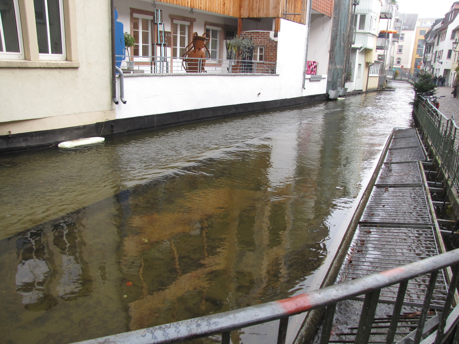 Freiburg im Breisgau, a Gewerbekanal, SzG3