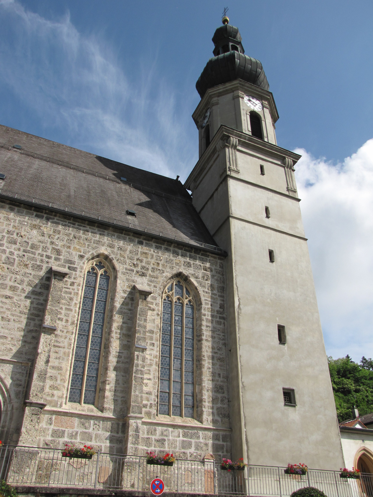 Trostberg, die Pfarrkirche St. Andreas, SzG3
