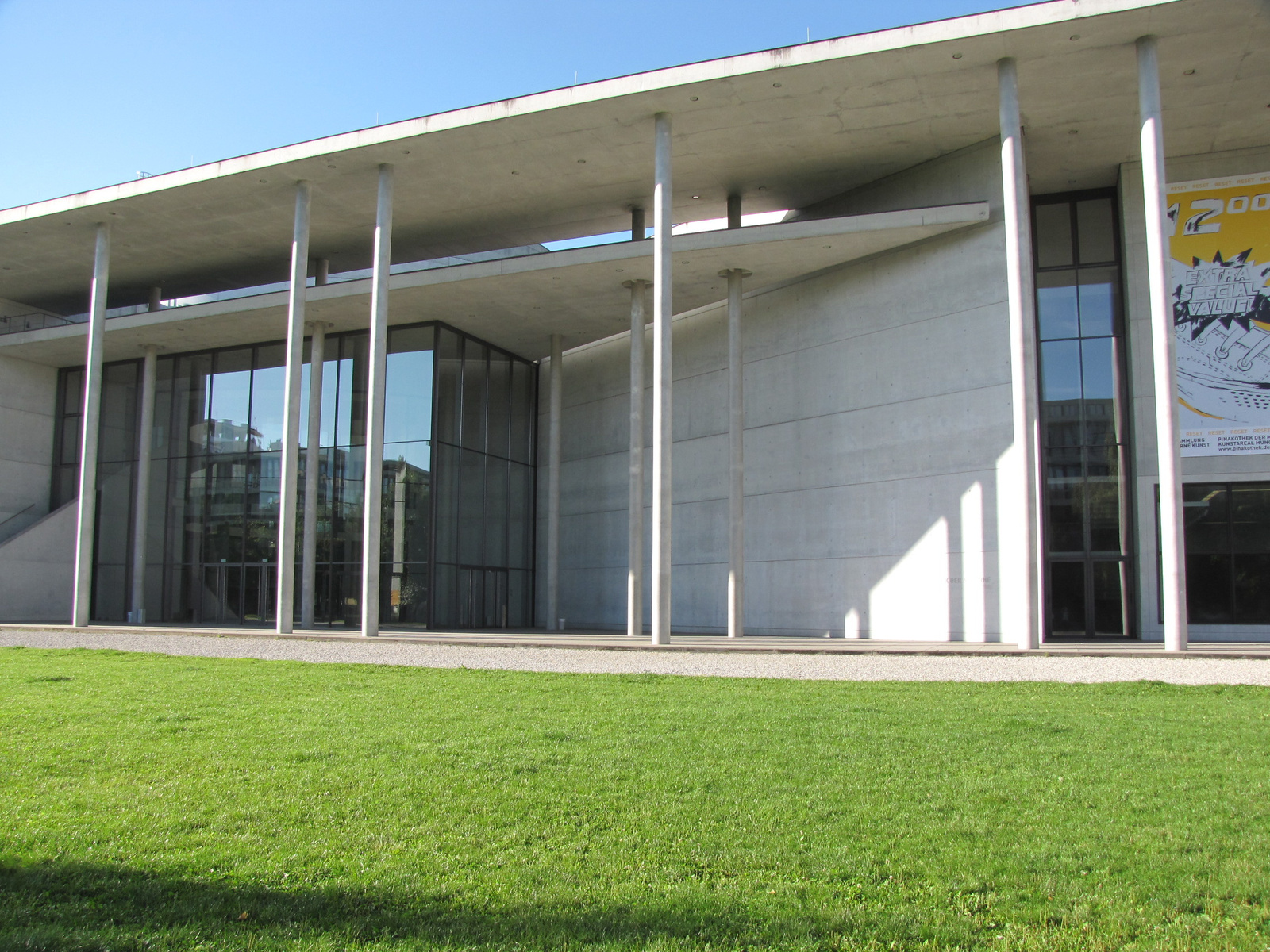 München, Múzeum negyed, Pinakothek der Moderne, SzG3