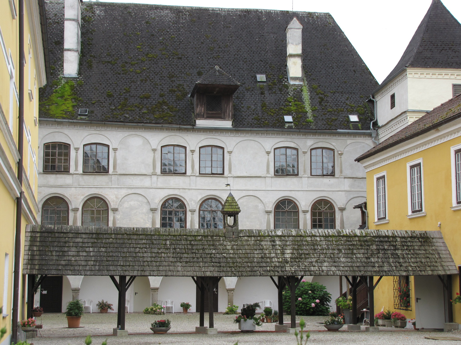 Sankt Peter am Hart, Hagenau, Kulturforum Schloss Almegg, SzG3