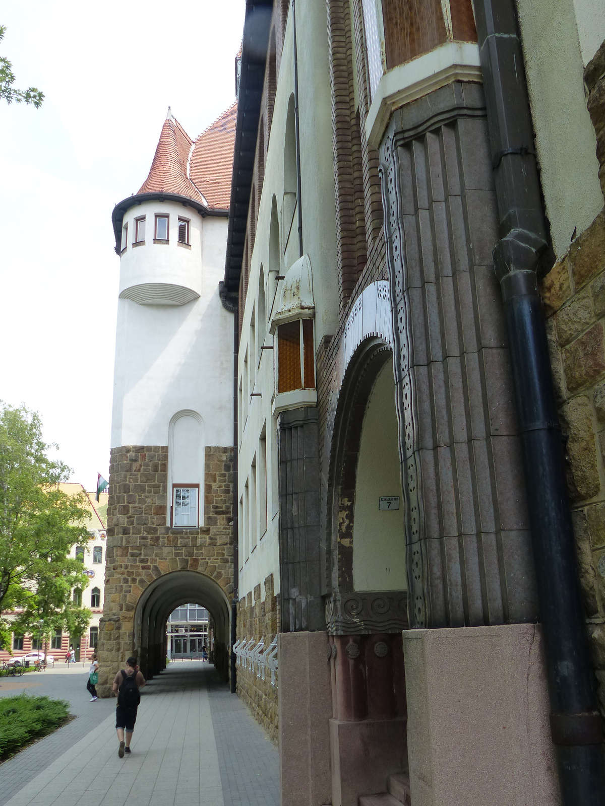 Kecskemét, a hajdani Református Főgimnázium épülete, SzG3