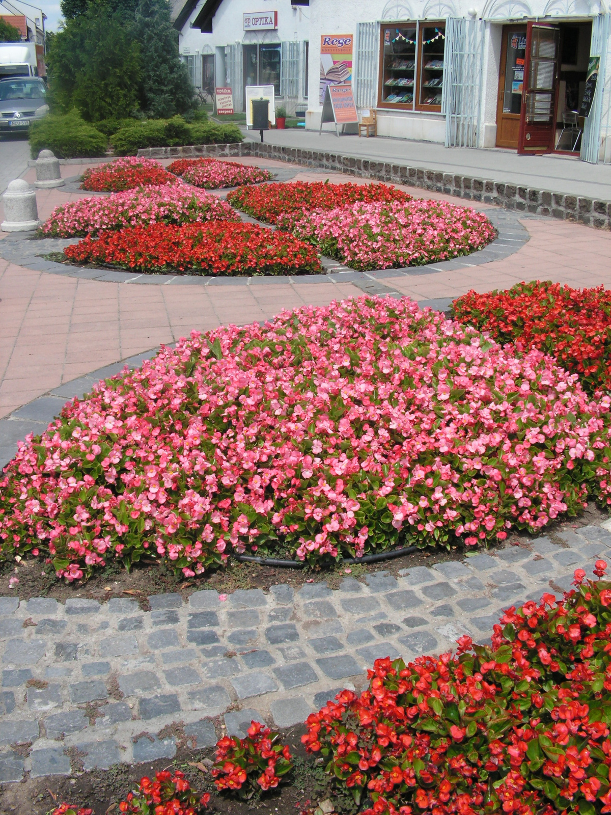 Gödöllő, a Főtér, SzG3