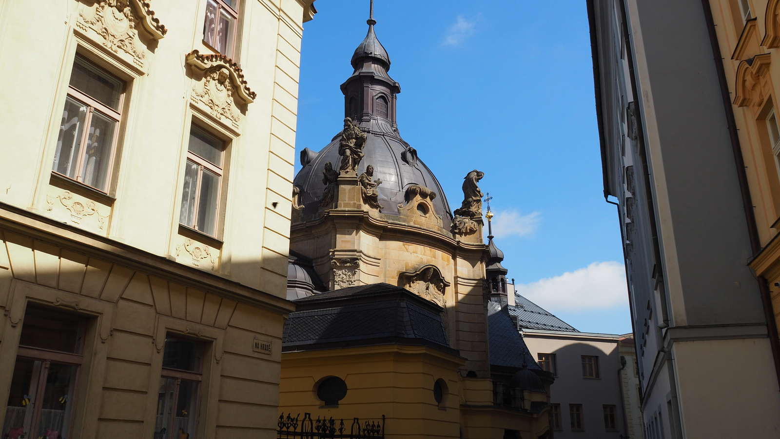 Olomouc, Kaple svatého Jana Sarkandra, SzG3
