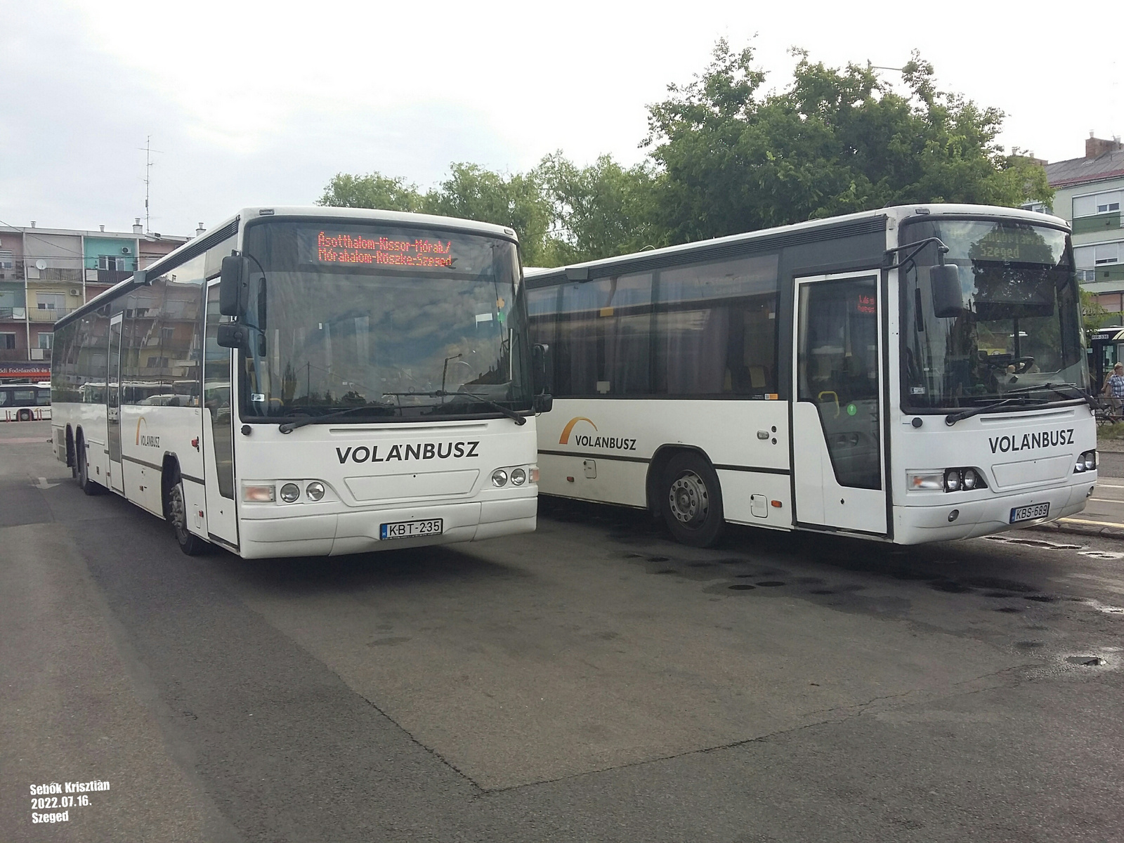 Volvo Carrus Vega KBT-235 és KBS-689 Szeged, Mars tèr 2022.07.16