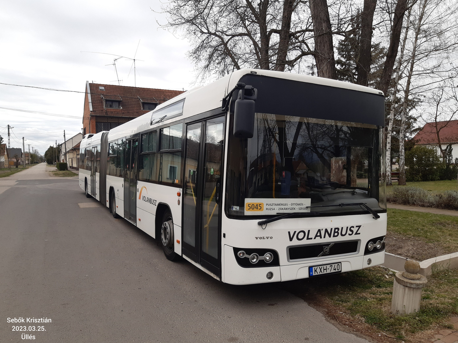 Volvo 7700A KXH-740 Üllés, Szabadság tér 2023.03.25.