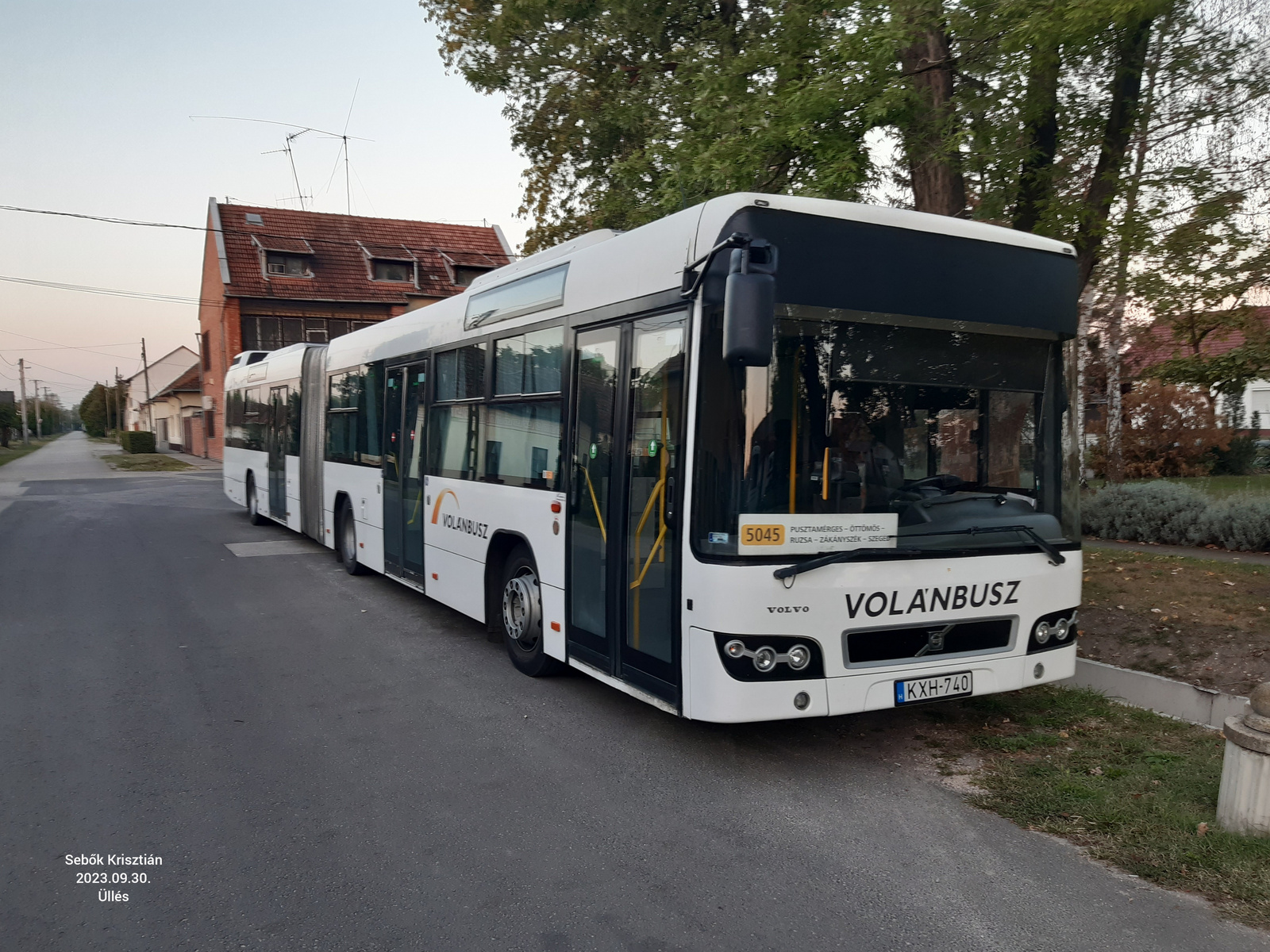 Volvo 7700A KXH-740 Üllés, Szabadság tér 2023.09.30.