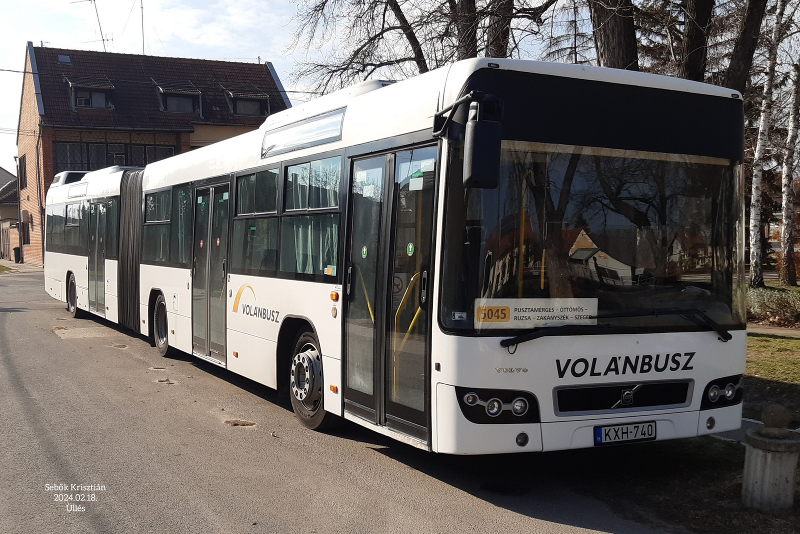 Volvo 7700A KXH-740 Üllés, Szabadság tér 2024.02.18.