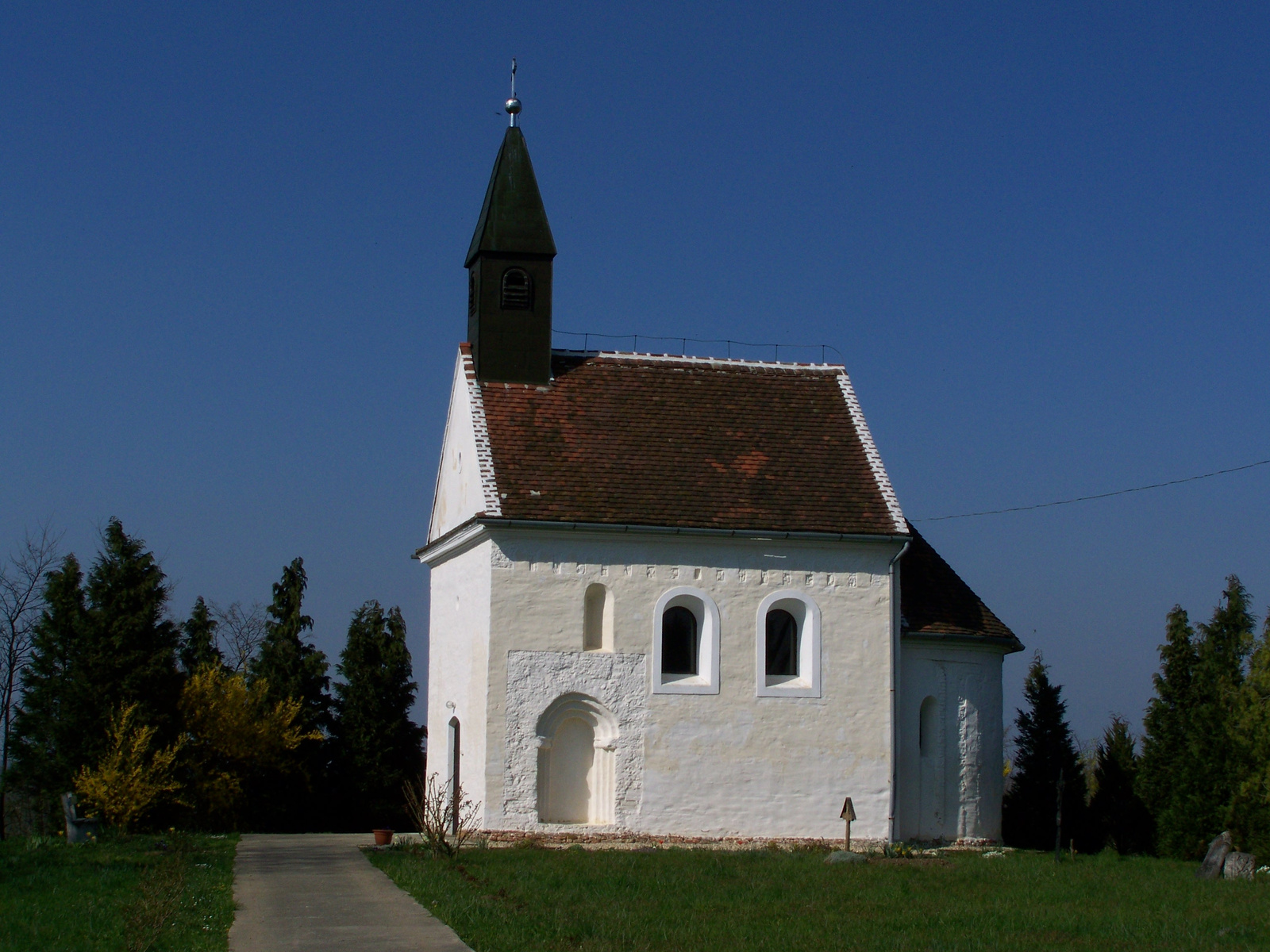 Árpád-kori templom, Döröske
