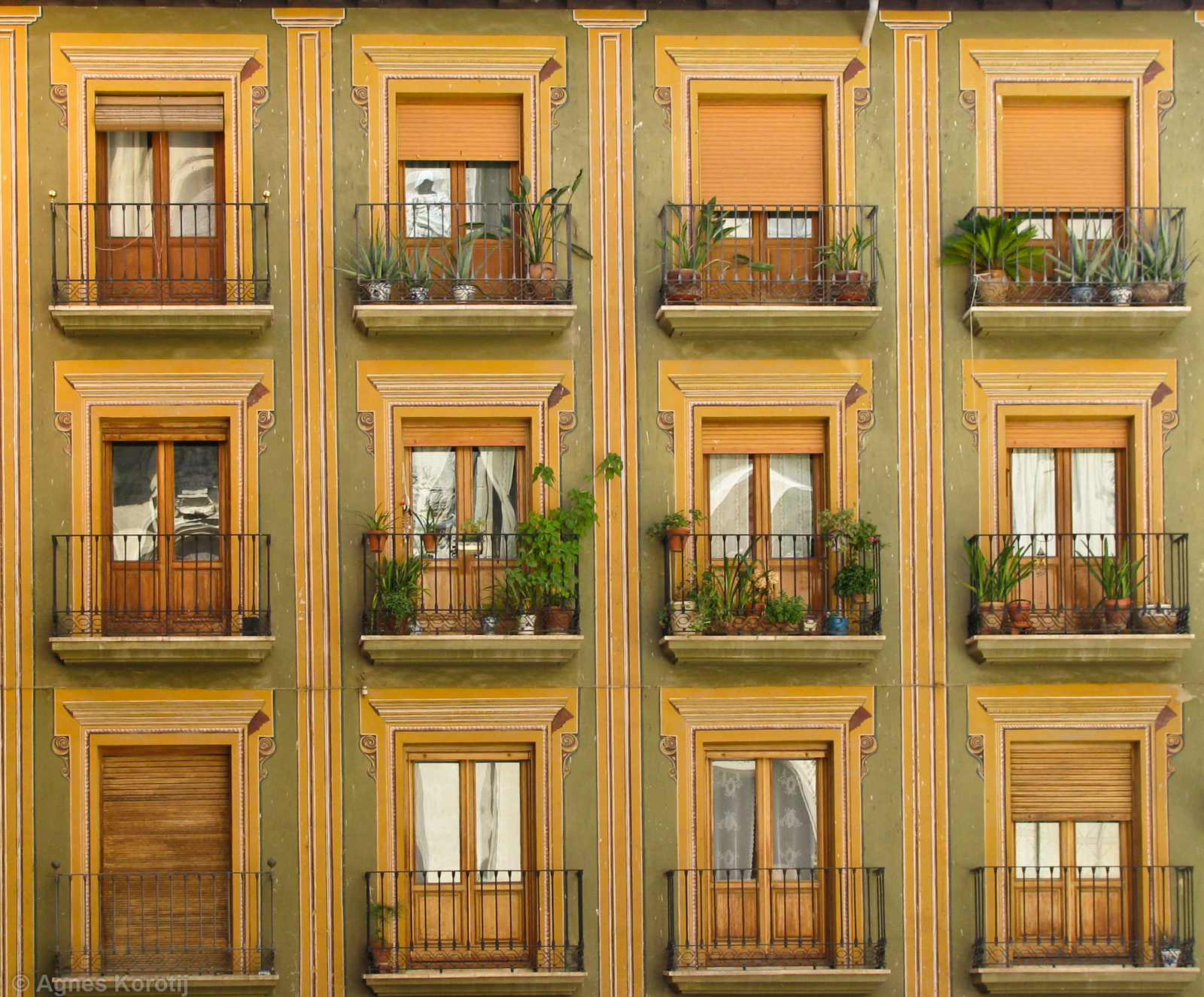 Spanyol ablakok