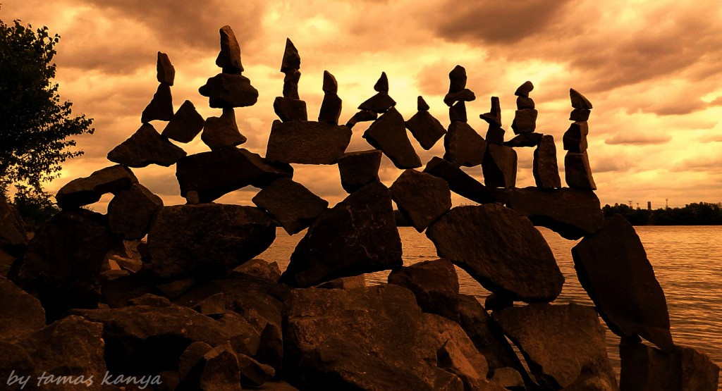 Stone balance art from Hungary by tamas kanya