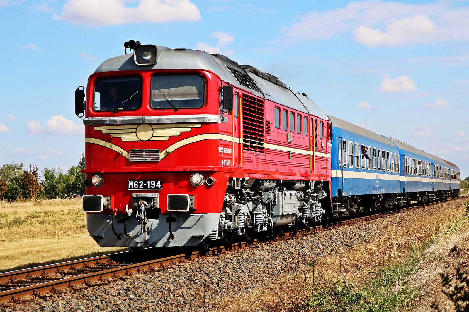 203 Kakasszék