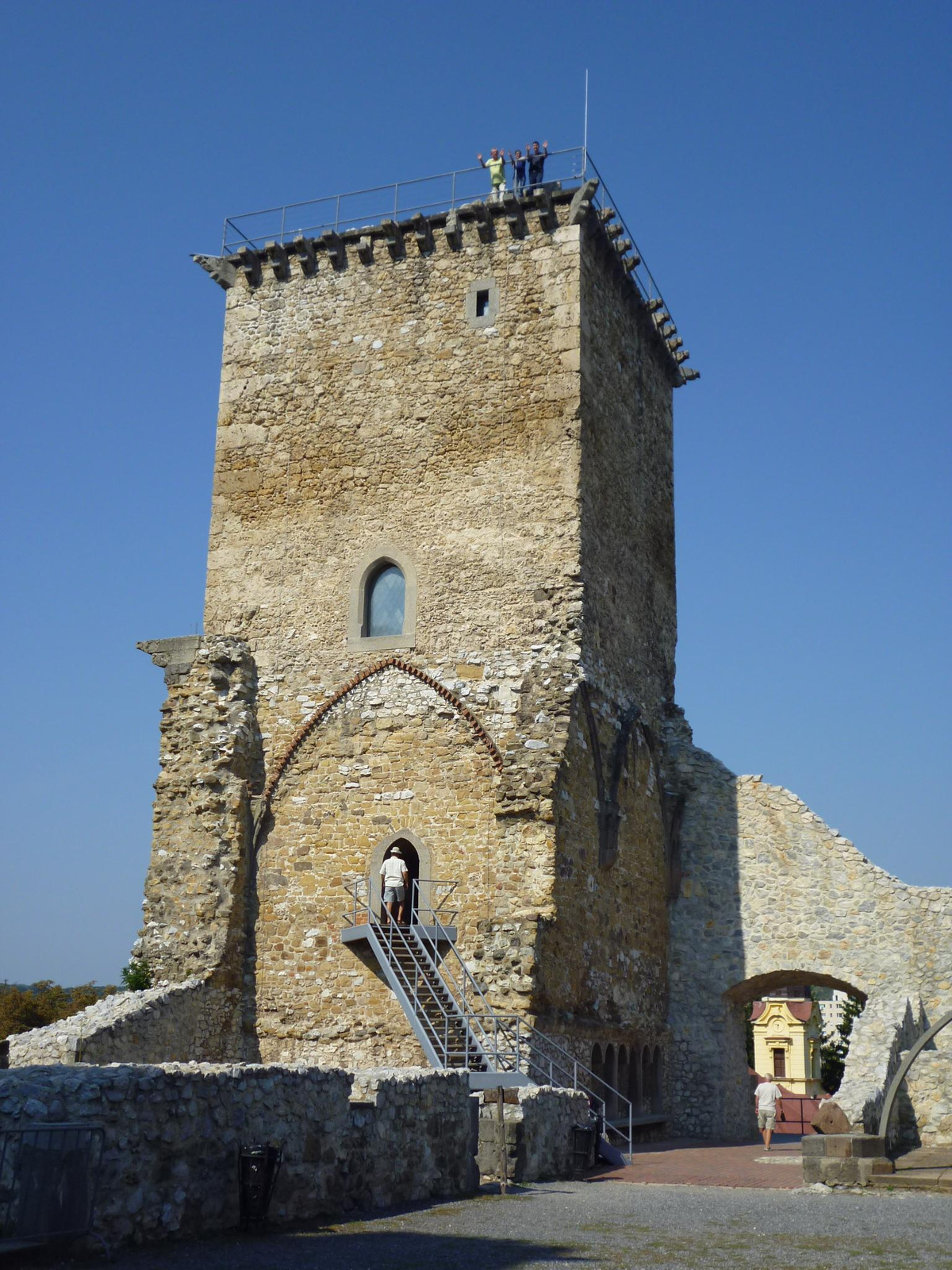 A felújított torony