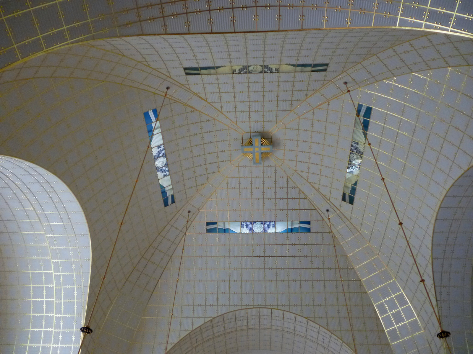 Templombelső kupolája