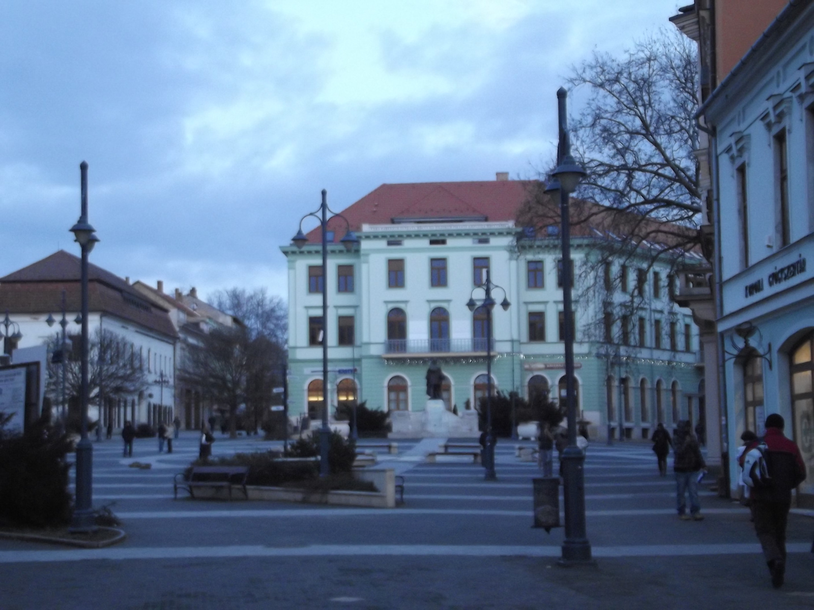 Kossuth-tér