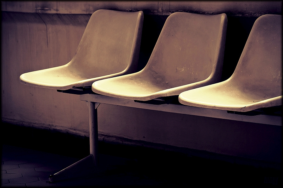 várótermi székek