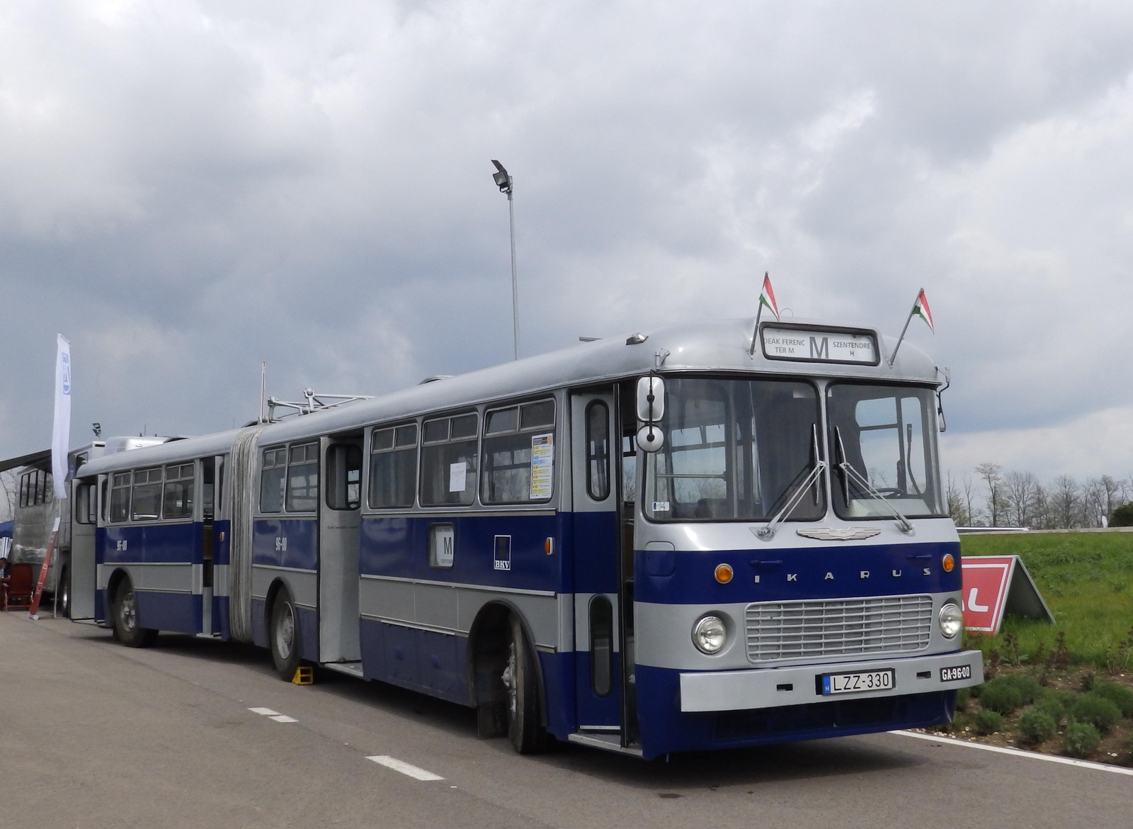 LZZ-330 / Busexpo 2014