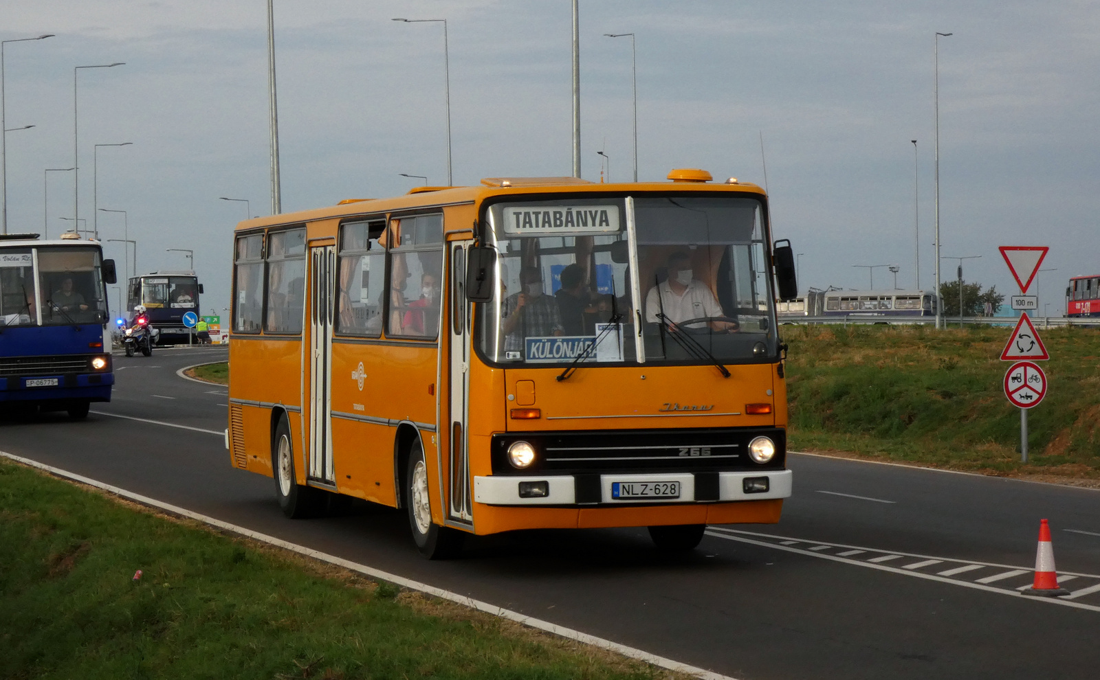 NLZ-628 | Ikarus 266.25