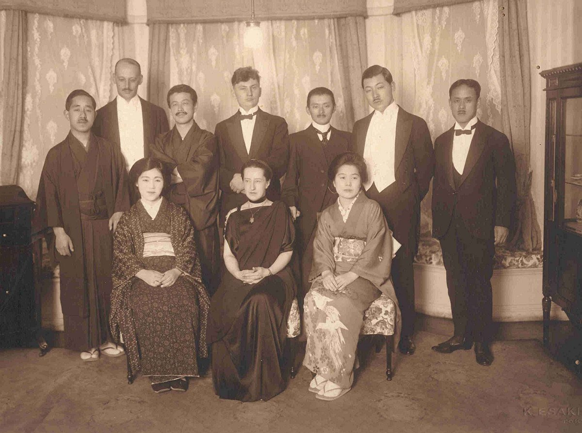 Tokugawa Dinner Party 1920-007