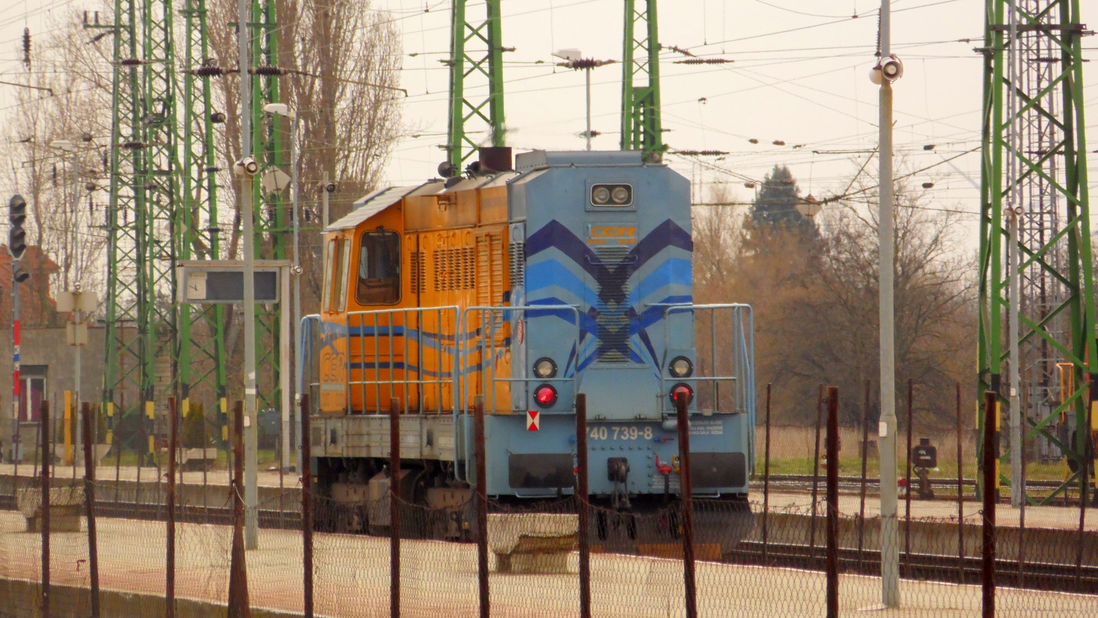 740 739 (CER)