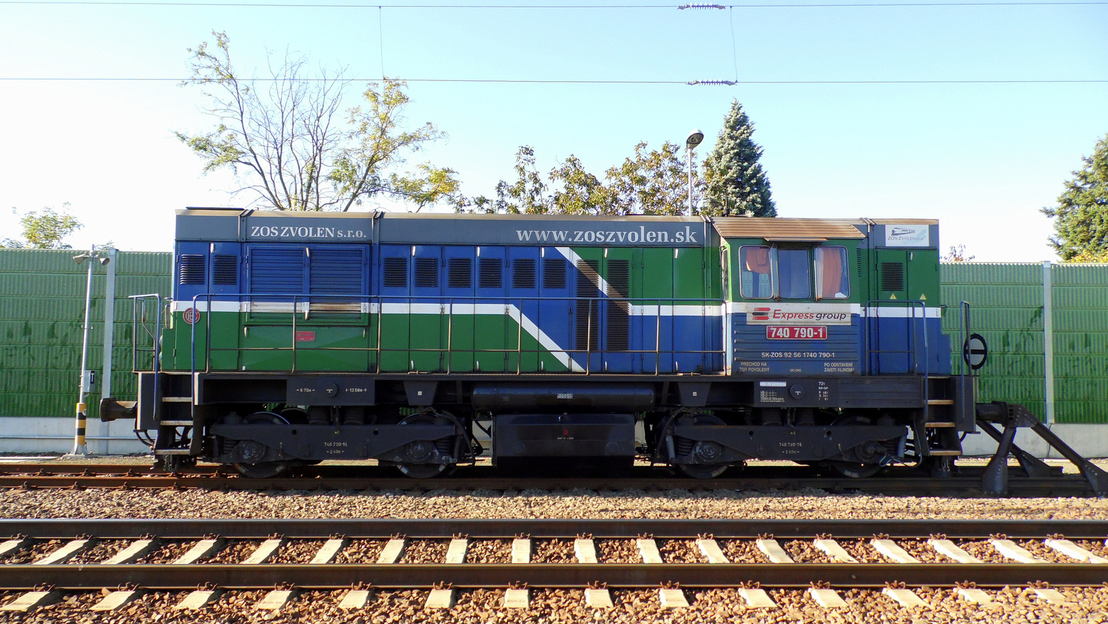 740 790 (Express group) Kócúr