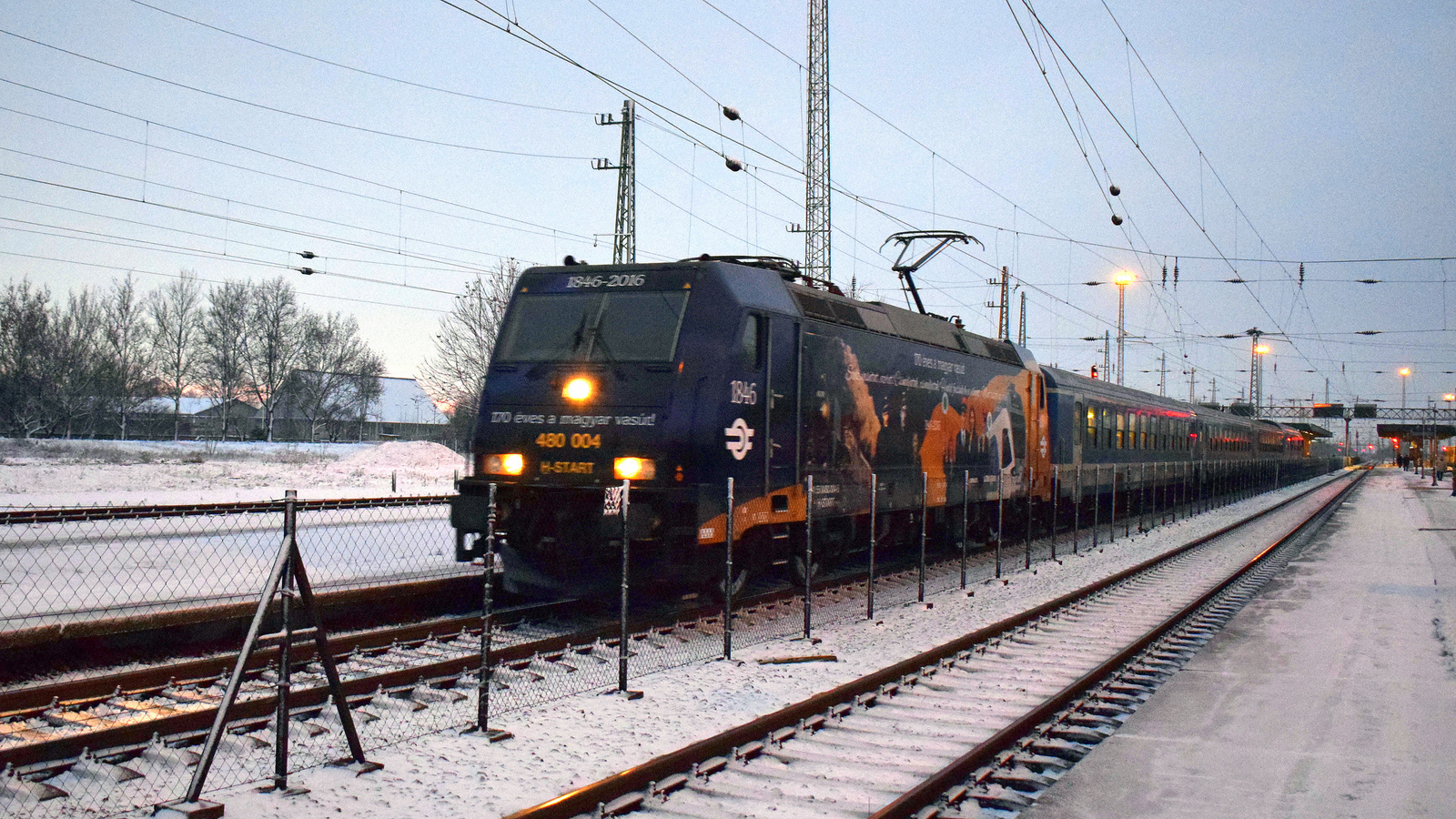 480 004 (170 éves a magyar vasút) Traxx