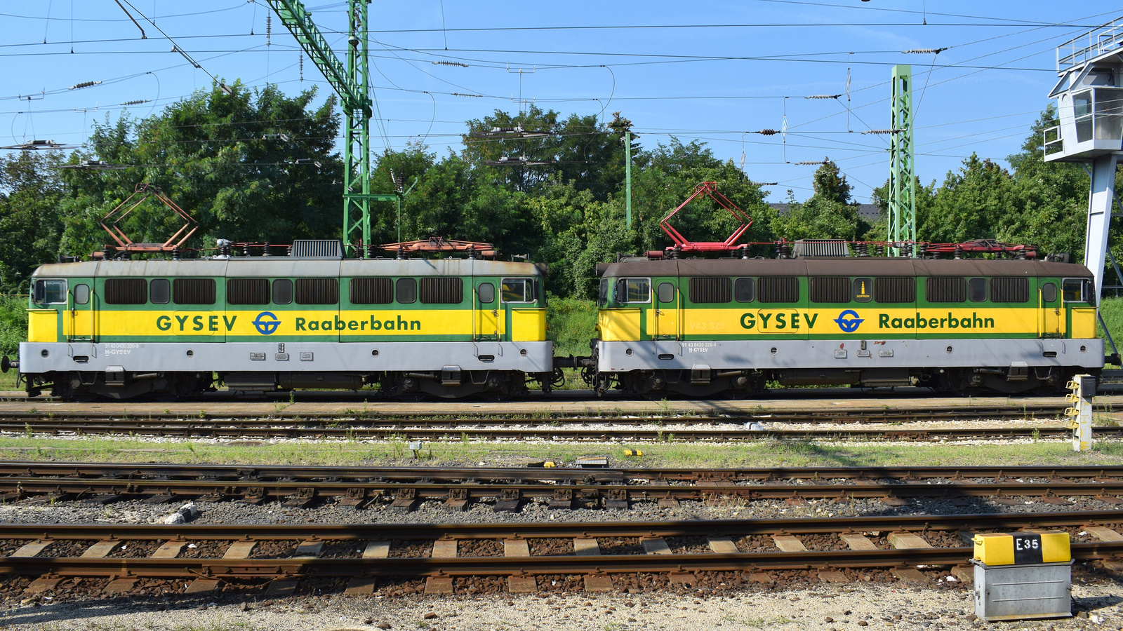 430 335 (Gysev) Szili+430 328 (Gysev) Szili