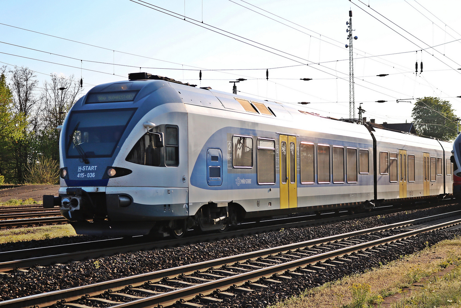 c015j Ács