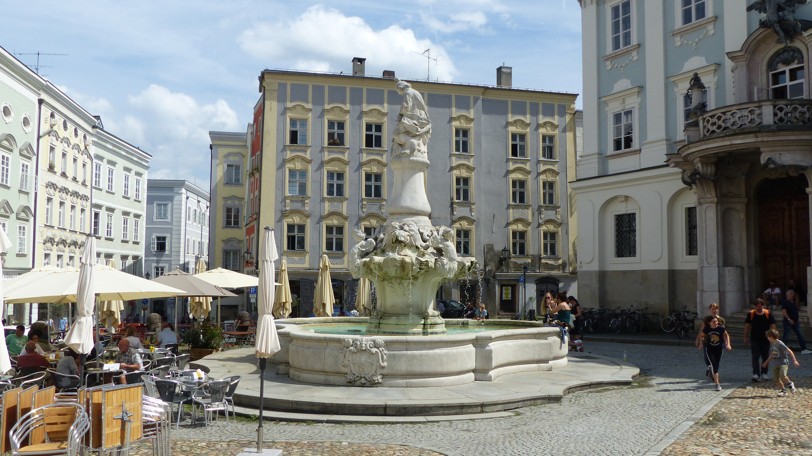 Passau, Wittelsbacherbrunnen, SzG3