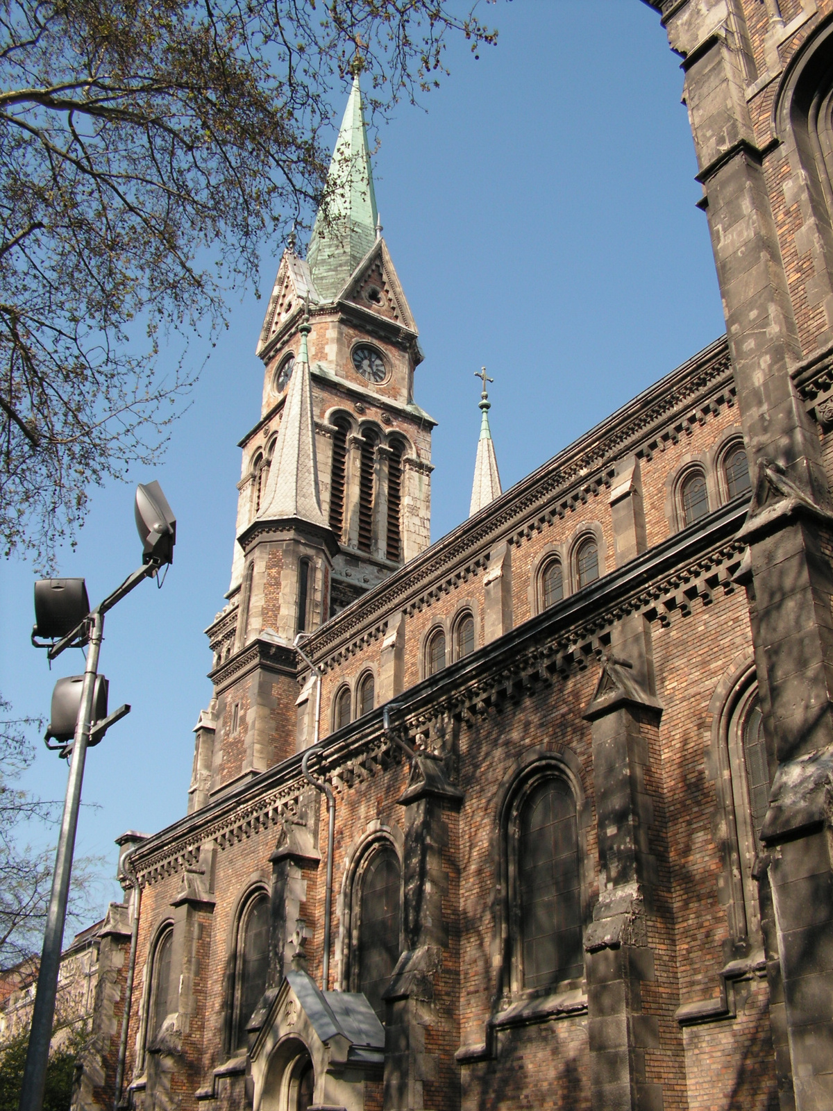 Budapest, Assisi Szent Ferenc templom, SzG3