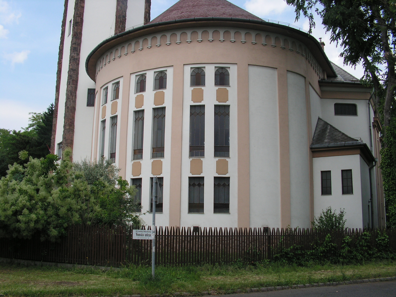 Budapest, a Wekerle telepi református templom, SzG3