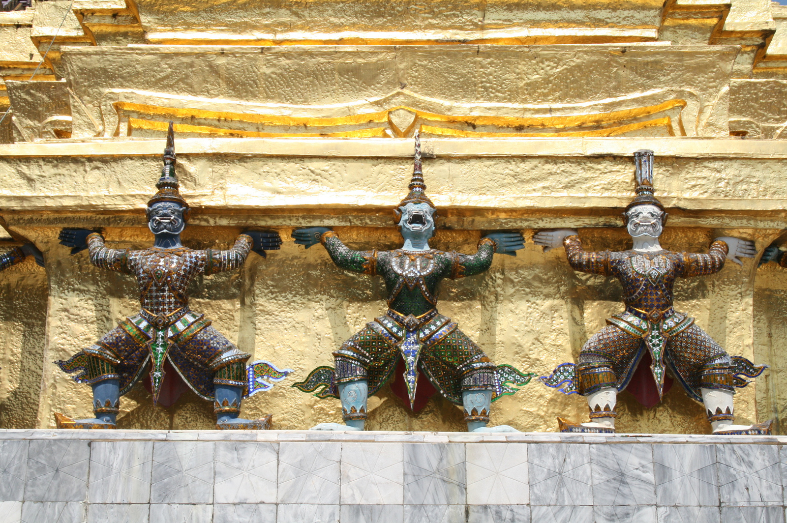Ramakien figurák (Bangkok)