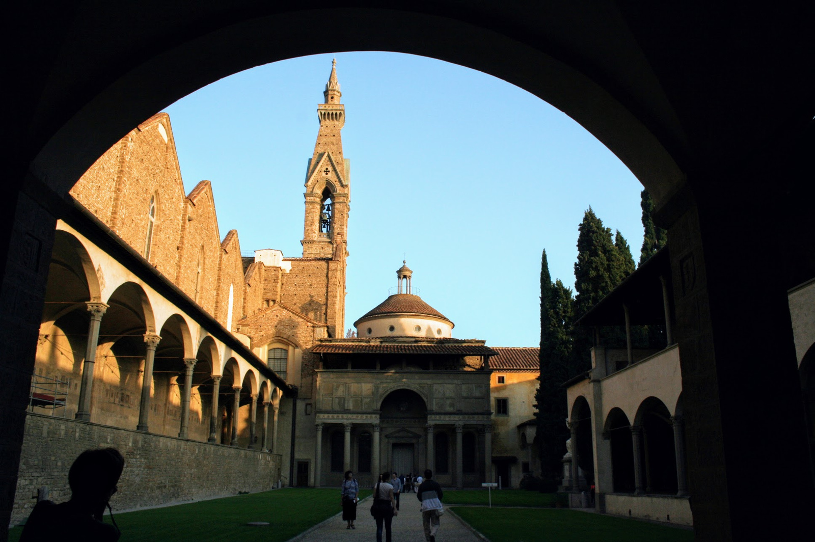 Boltívek (Szent Kereszt templom, Firenze)