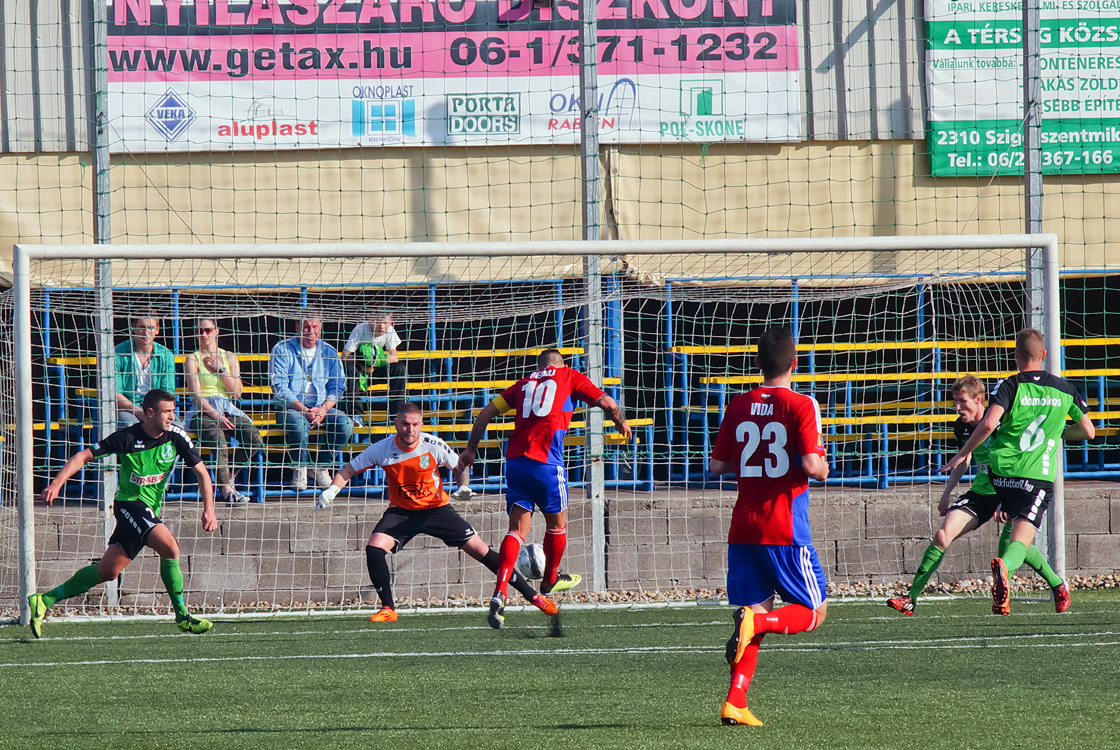 201504111647 sztk-vasas nex5t dsc8016