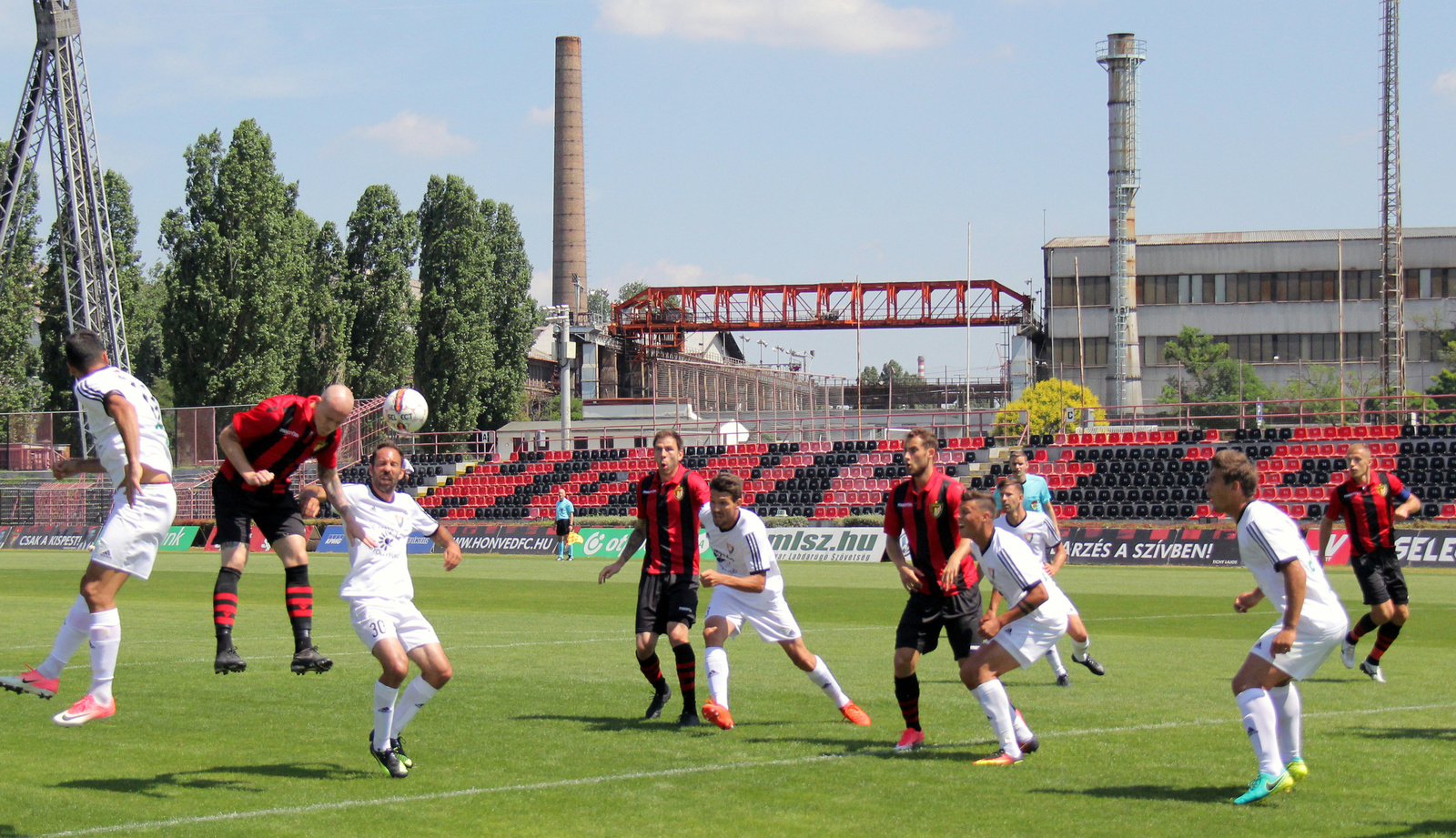 Honved-Balmazujvaros edzo 17 Babar 0017