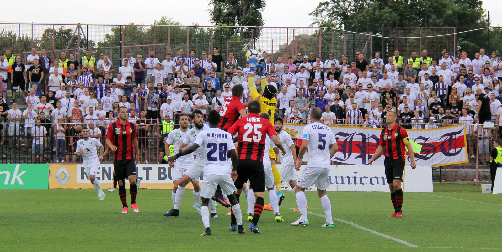 Honved-Ujpest17 Babar 0037