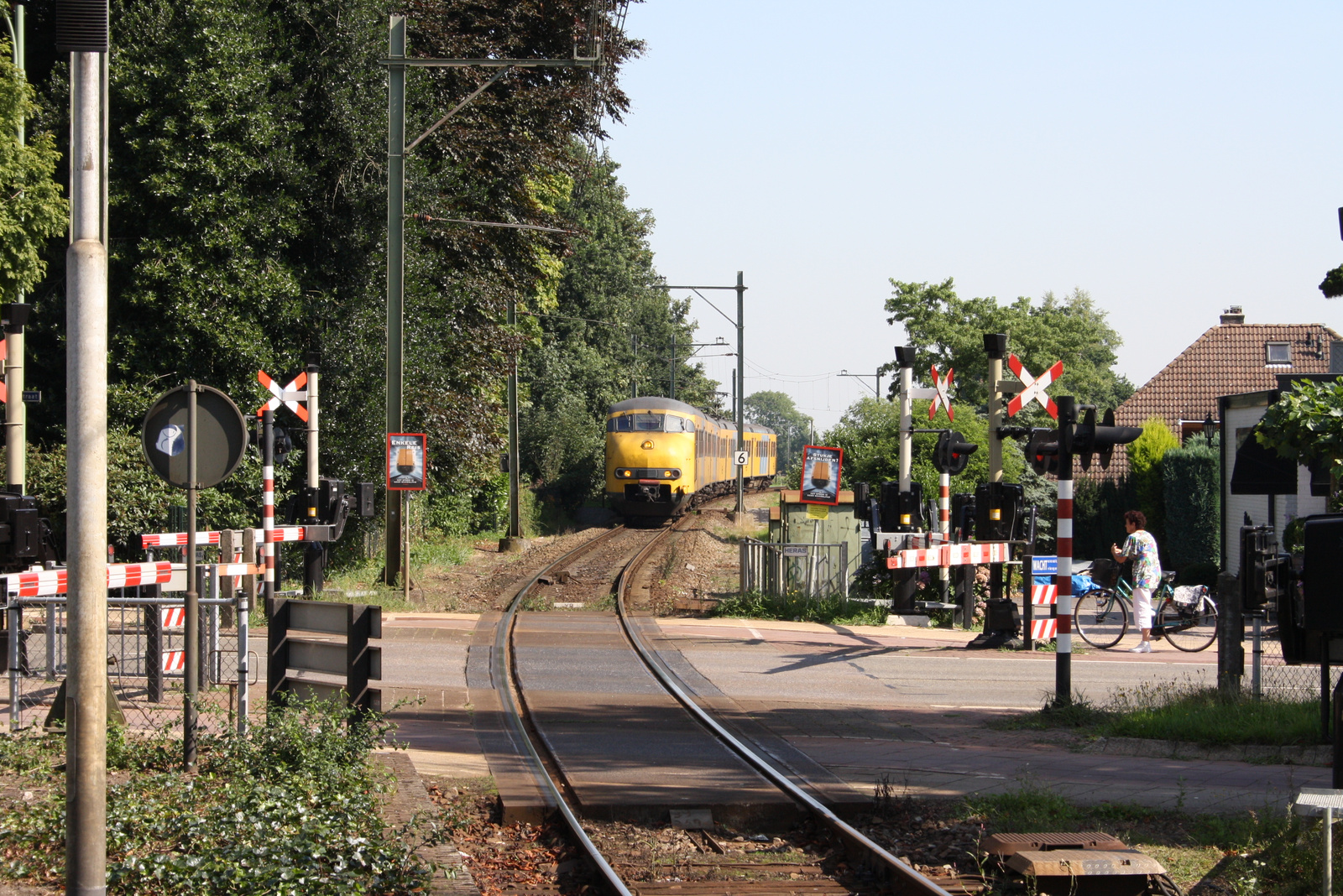 Baarn-Soust-Utrecht Stoptrein NS Mat64 1
