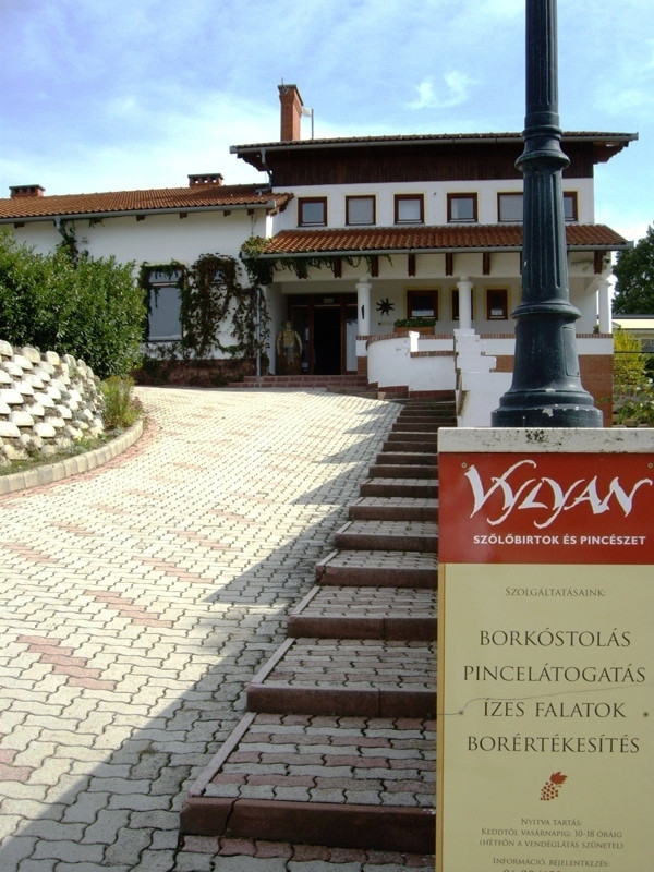 068Villány