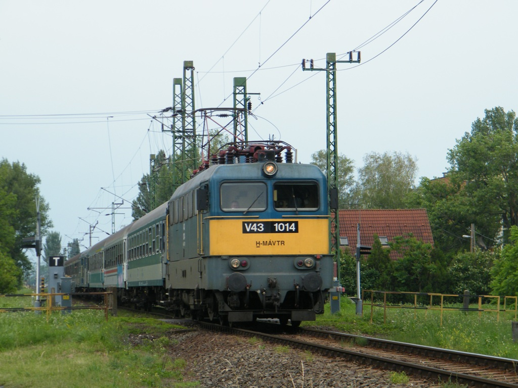 V43 1014