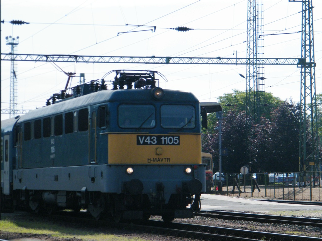 V43 1105