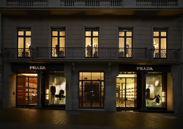 PRADA-Store-Barcelona-01