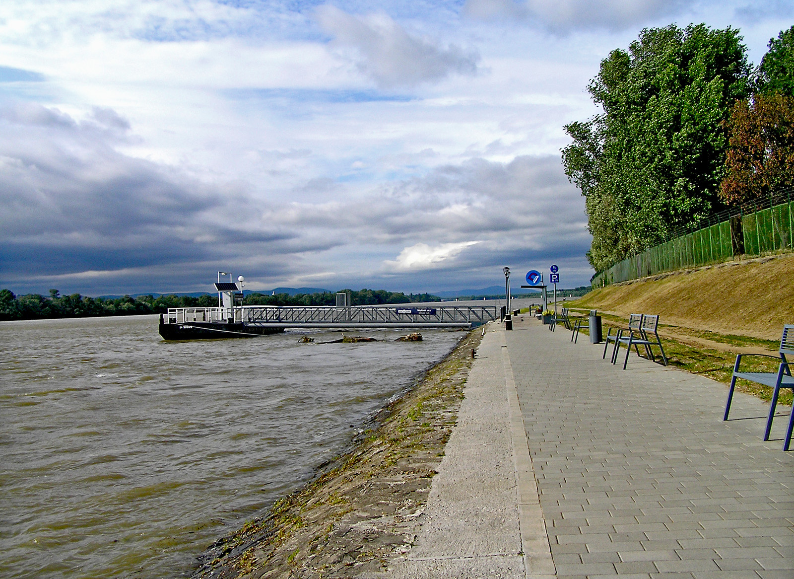 Duna kikötő