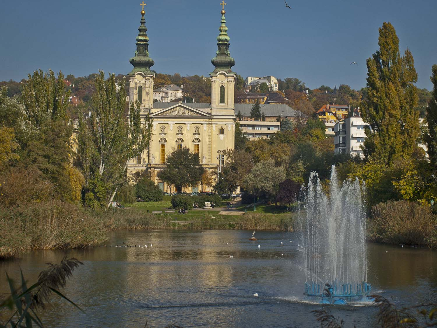 Feneketlen tó