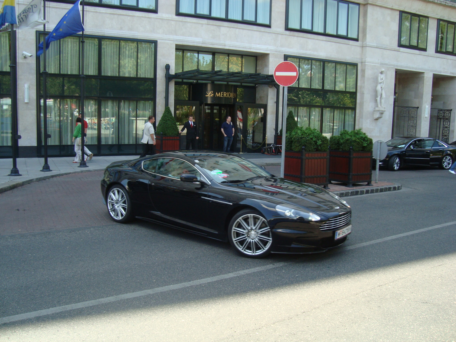 Aston DBS & Audi S8